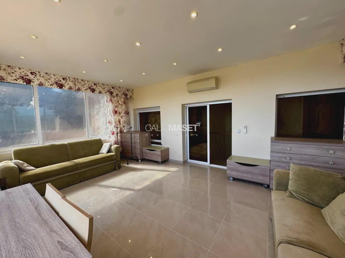 7 soverom Villa til salgs i Calonge i Sant Antoni med svømmebasseng garasje - € 1 160 000 (Ref: 9890897)