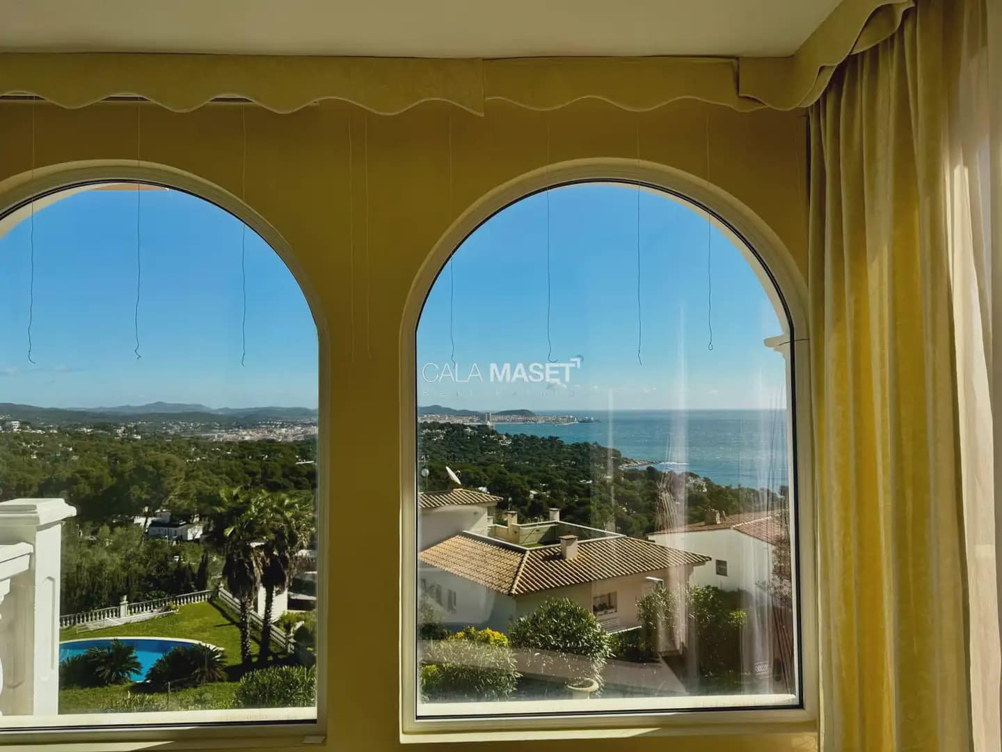 7 soverom Villa til salgs i Calonge i Sant Antoni med svømmebasseng garasje - € 1 160 000 (Ref: 9890897)