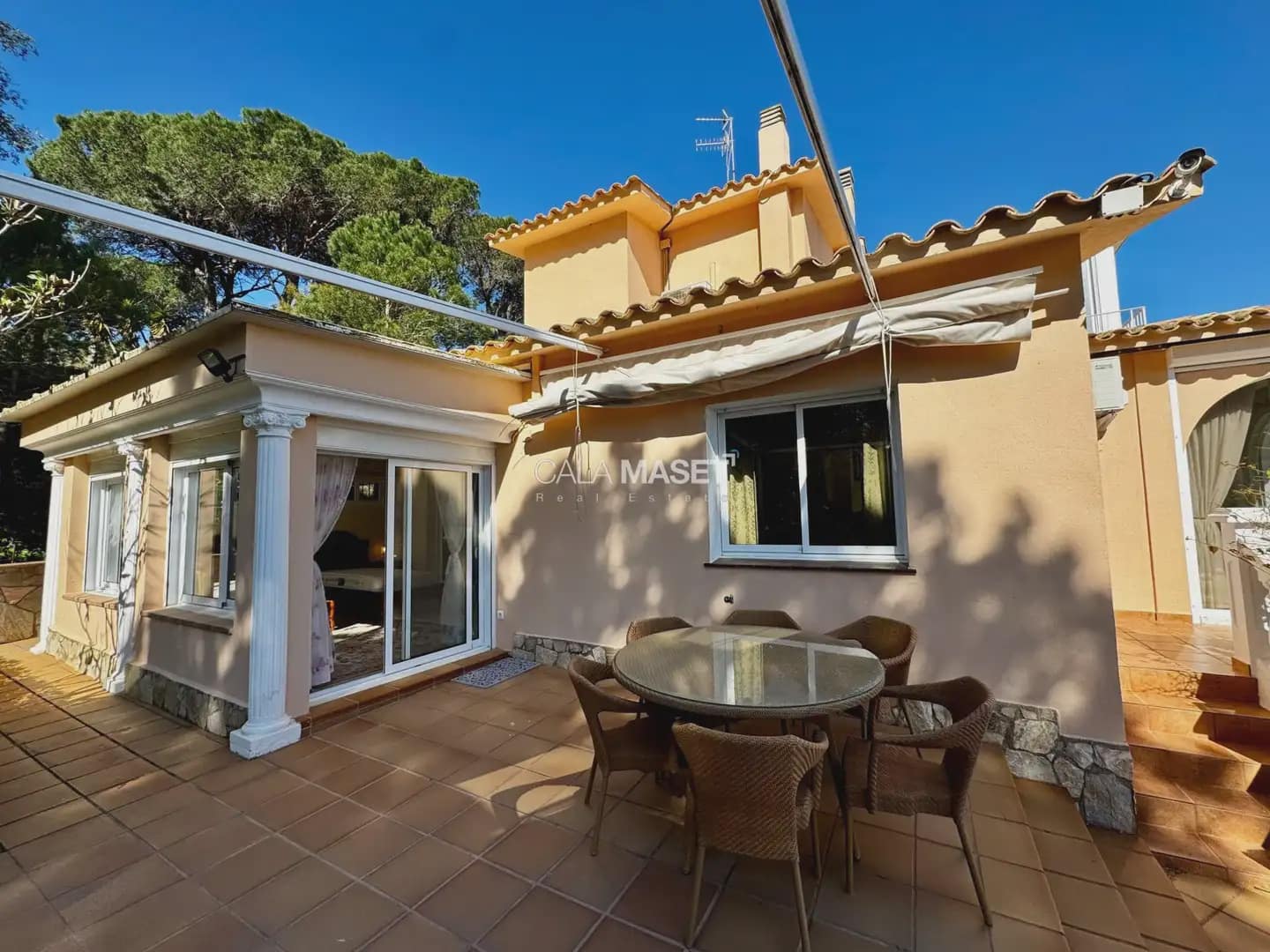 7 soverom Villa til salgs i Calonge i Sant Antoni med svømmebasseng garasje - € 1 160 000 (Ref: 9890897)