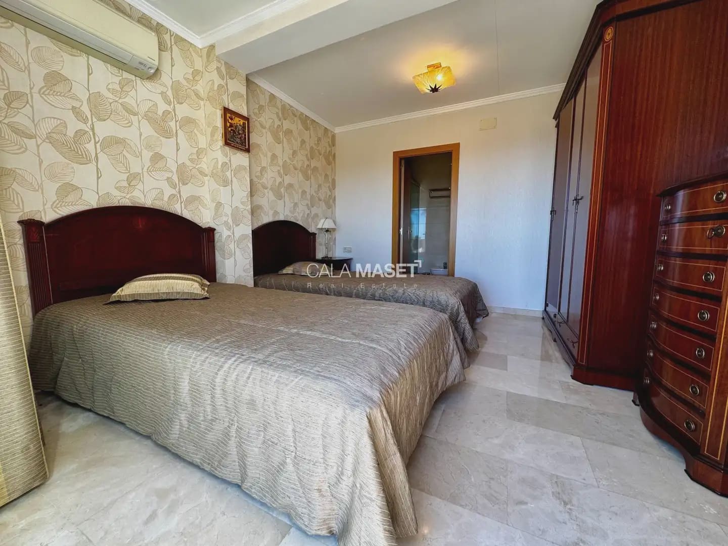 7 soverom Villa til salgs i Calonge i Sant Antoni med svømmebasseng garasje - € 1 160 000 (Ref: 9890897)