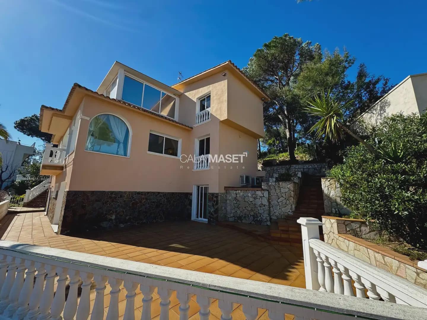 7 soverom Villa til salgs i Calonge i Sant Antoni med svømmebasseng garasje - € 1 160 000 (Ref: 9890897)
