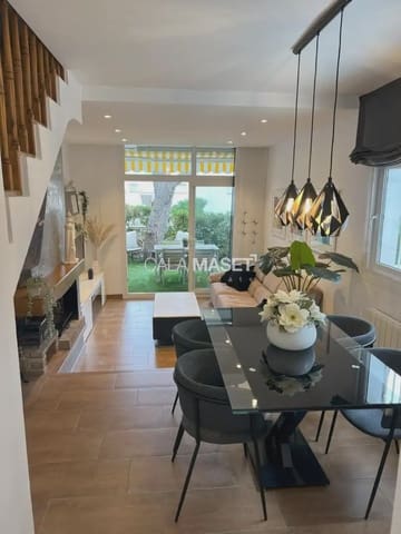3 camera da letto Casa in vendita in Castell-Platja d'Aro con piscina garage - 475.000 € (Rif: 9895162)
