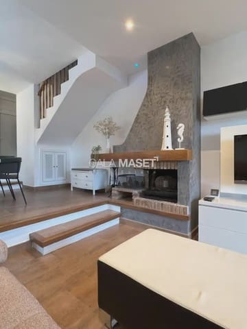 3 camera da letto Casa in vendita in Castell-Platja d'Aro con piscina garage - 475.000 € (Rif: 9895162)