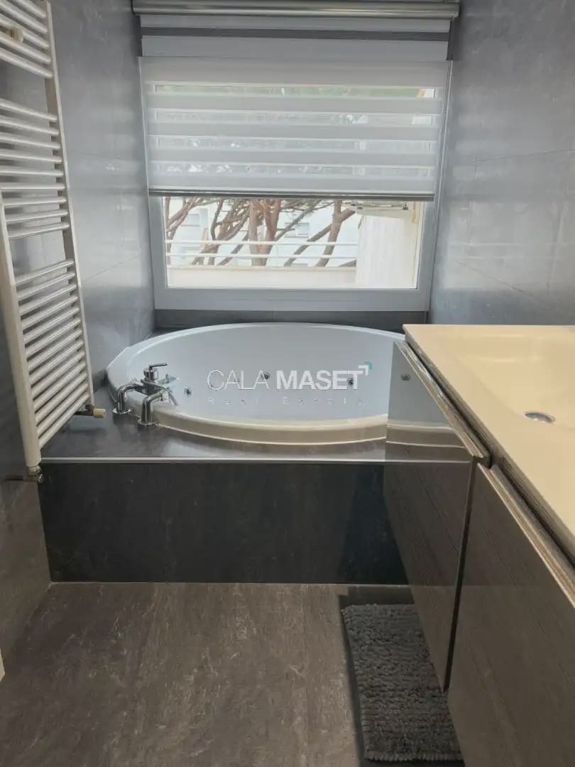 3 Zimmer Haus zu verkaufen in Castell-Platja d'Aro mit Pool Garage - 475.000 € (Ref: 9895162)