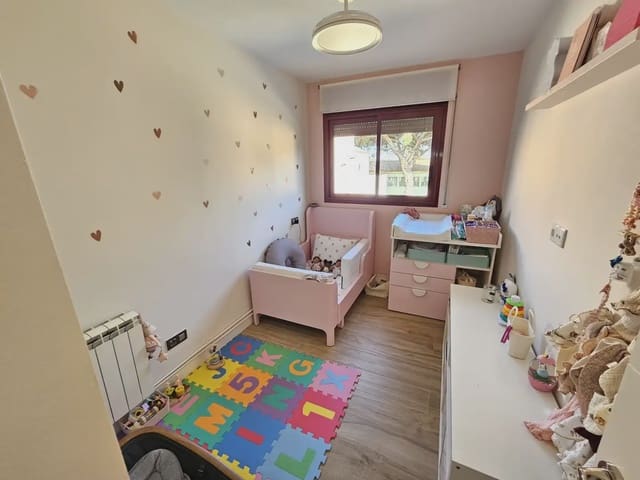3 slaapkamer Appartement te koop in Santa Cristina d'Aro met zwembad garage - € 337.500 (Ref: 9902694)