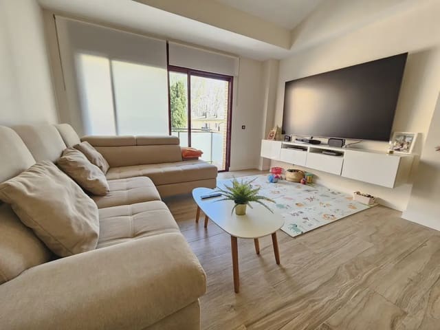 3 slaapkamer Appartement te koop in Santa Cristina d'Aro met zwembad garage - € 337.500 (Ref: 9902694)