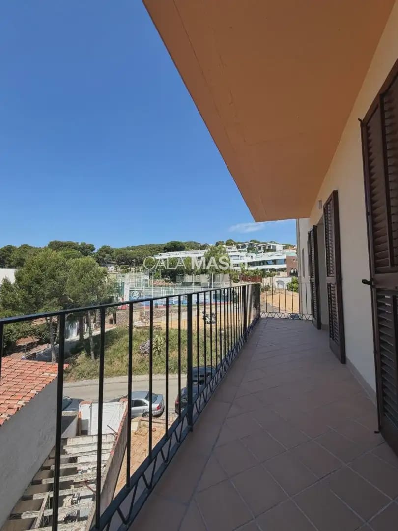 3 makuuhuone Asunto myytävänä paikassa Calonge i Sant Antoni mukana 
autotalli - 385 000 € (Ref: 9913767)