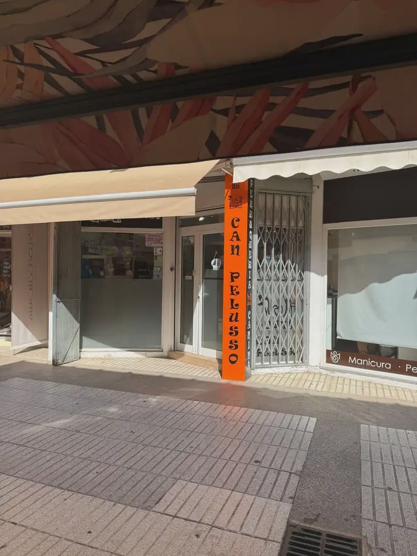 Komercyjne na sprzedaż w Miasto Barcelona - 380 000 € (Ref: 9913768)