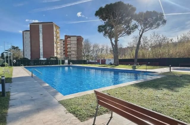 1 soveværelse Studio til salg i Platja d'Aro, Castell-Platja d'Aro med swimmingpool - € 150.000 (Ref: 9918625)