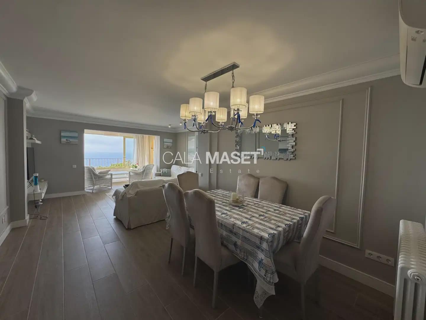 2 bedroom Flat for sale in Sant Feliu de Guixols with garage - € 650,000 (Ref: 9926553)