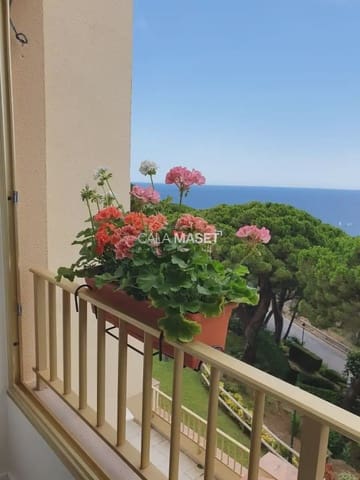2 quarto Apartamento para venda em Sant Feliu de Guíxols com garagem - 650 000 € (Ref: 9926553)