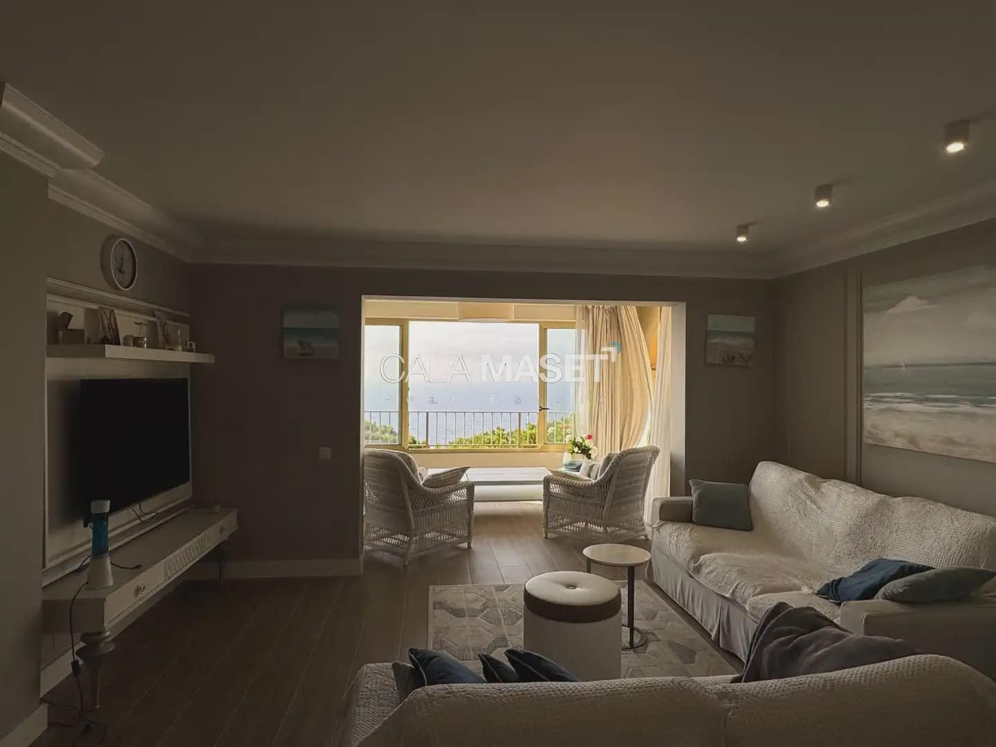 2 bedroom Flat for sale in Sant Feliu de Guixols with garage - € 650,000 (Ref: 9926553)