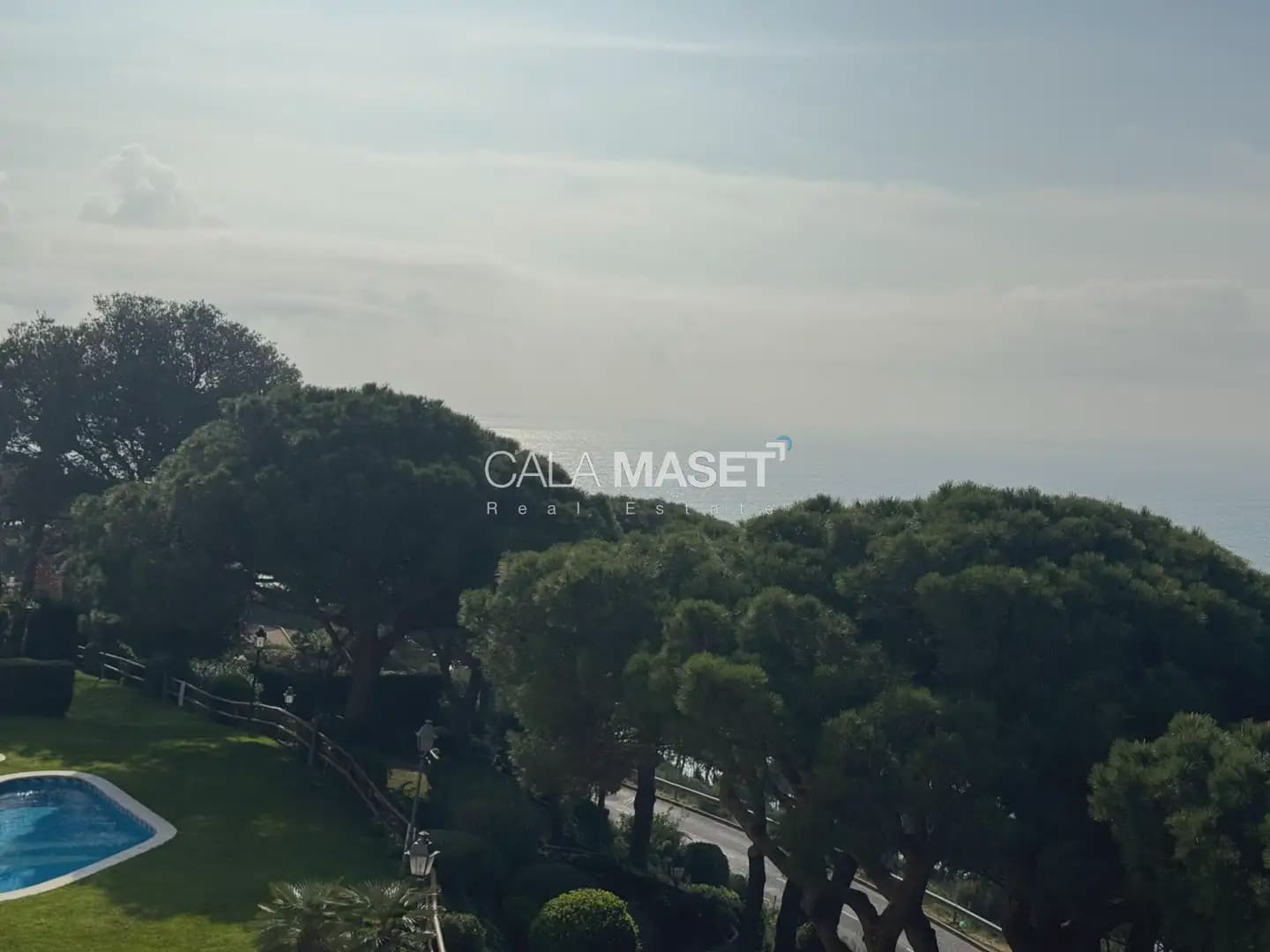 2 bedroom Flat for sale in Sant Feliu de Guixols with garage - € 650,000 (Ref: 9926553)