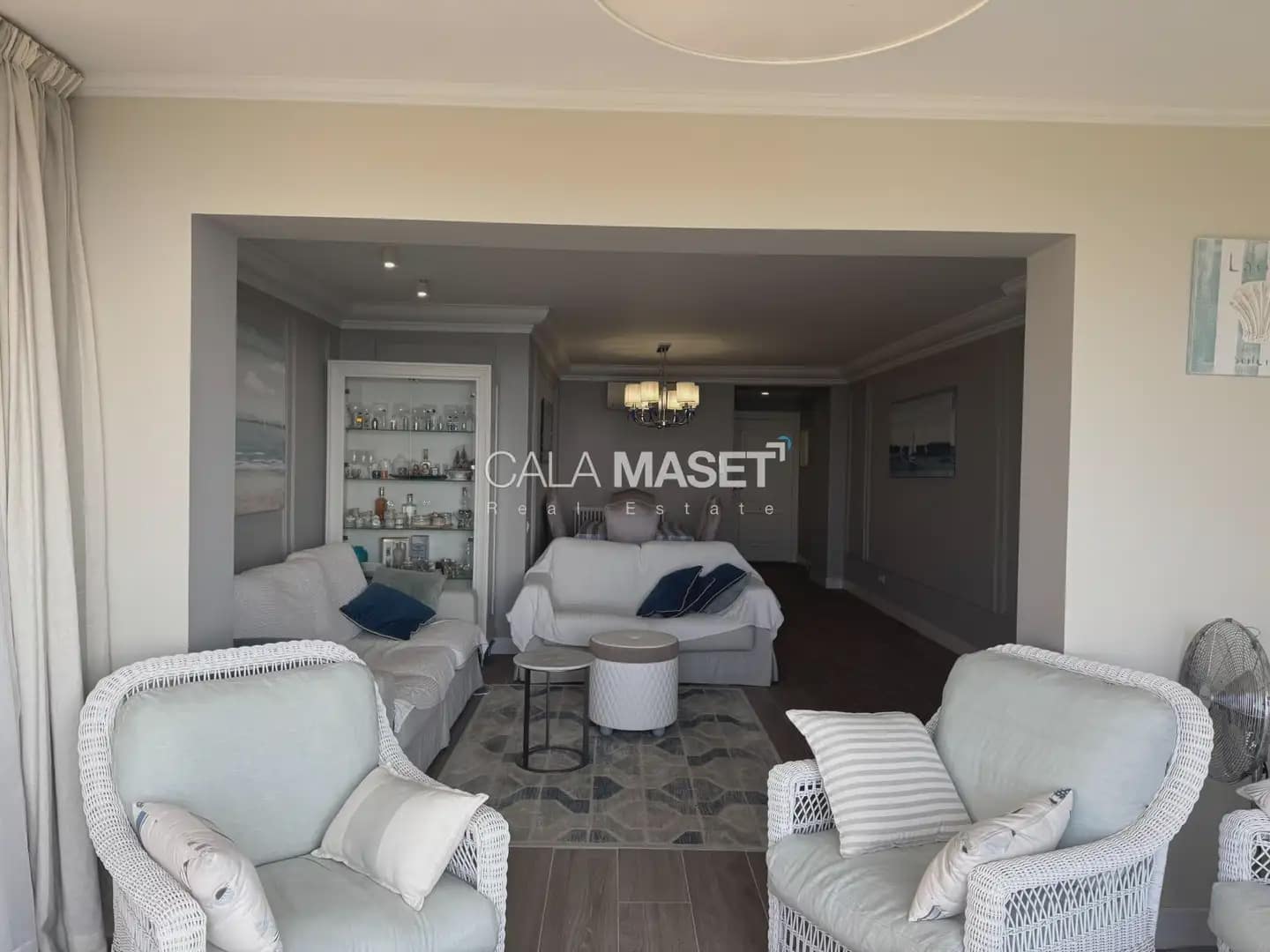 2 bedroom Flat for sale in Sant Feliu de Guixols with garage - € 650,000 (Ref: 9926553)