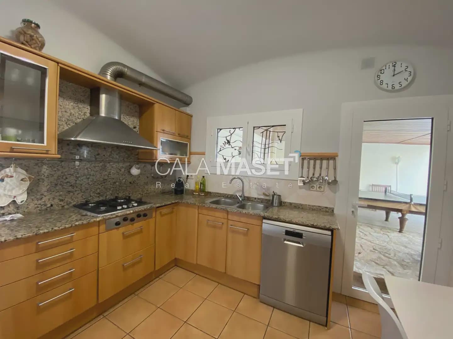 6 bedroom Villa for sale in Castell d'Aro with pool garage - € 995,000 (Ref: 9935002)