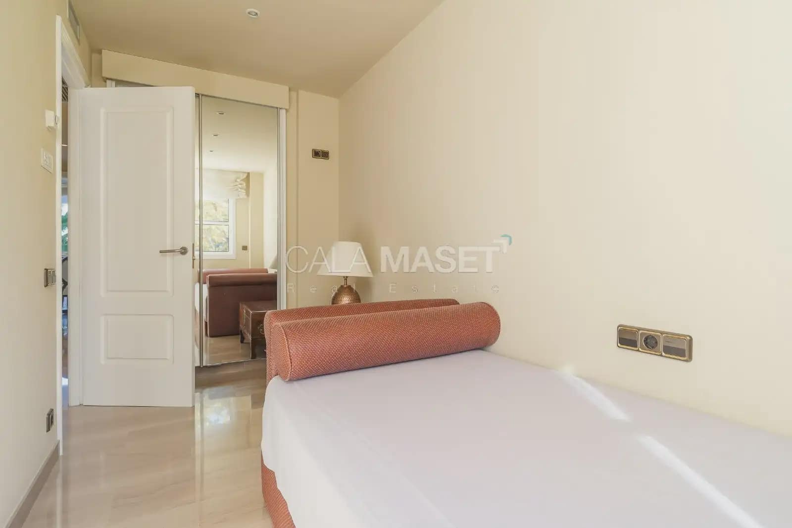 5 camera da letto Appartamento in vendita in Platja d'Aro con piscina garage - 950.000 € (Rif: 9948680)