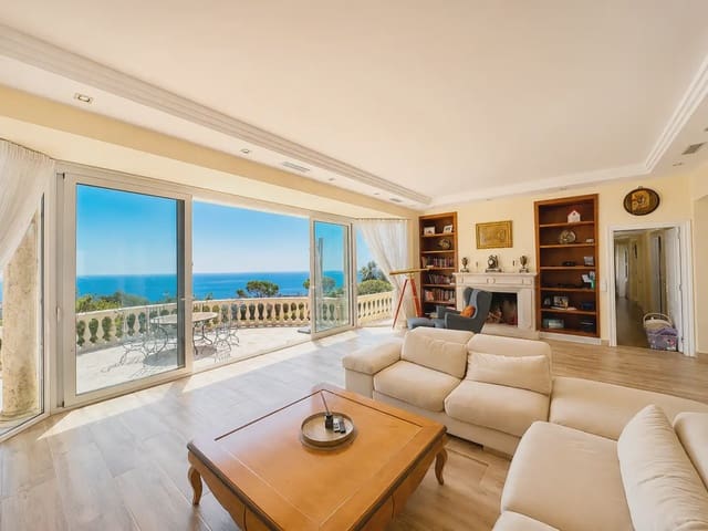 8 soverom Villa til salgs i Castell d'Aro, Castell-Platja d'Aro med svømmebasseng garasje - € 2 800 000 (Ref: 9958289)