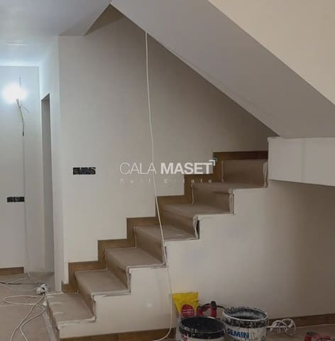 3 soverom Hus til salgs i Platja d'Aro, Castell-Platja d'Aro med svømmebasseng garasje - € 550 000 (Ref: 9977651)