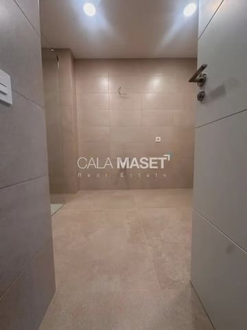 3 soverom Hus til salgs i Platja d'Aro, Castell-Platja d'Aro med svømmebasseng garasje - € 550 000 (Ref: 9977651)