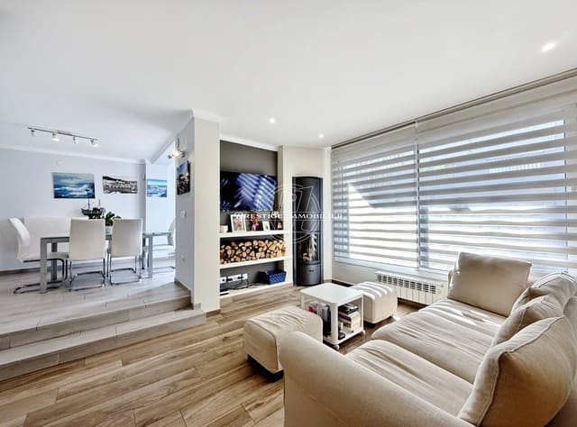 3 sypialnia Willa na sprzedaż w Roses - 535 000 € (Ref: 10011477)