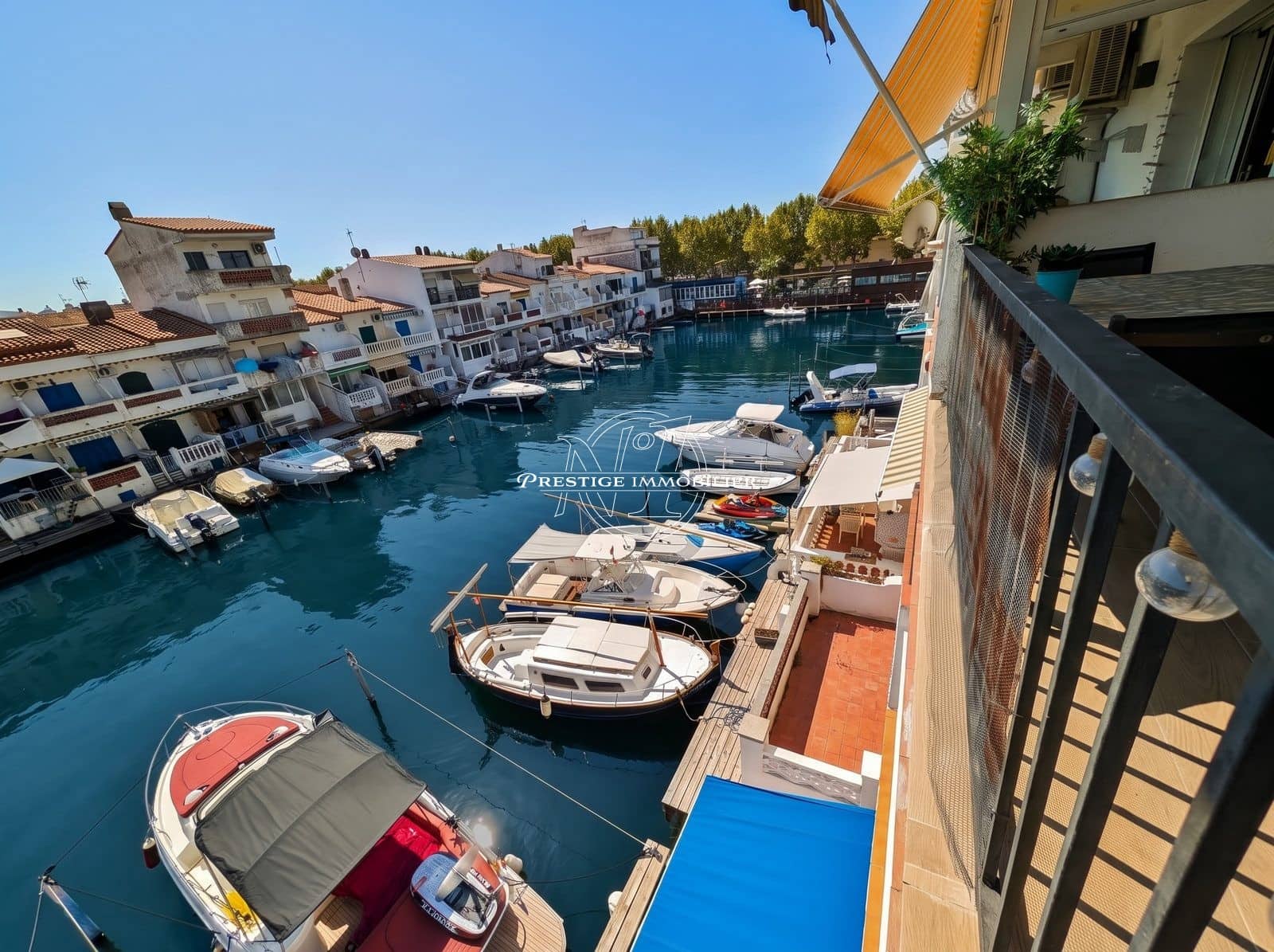3 chambre Appartement à vendre à Empuriabrava - 399 000 € (Ref: 10024149)