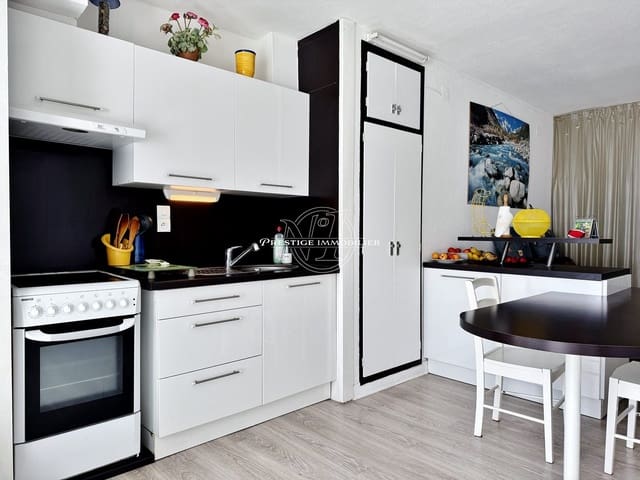 2 quarto Apartamento para venda em Roses - 165 000 € (Ref: 10033970)