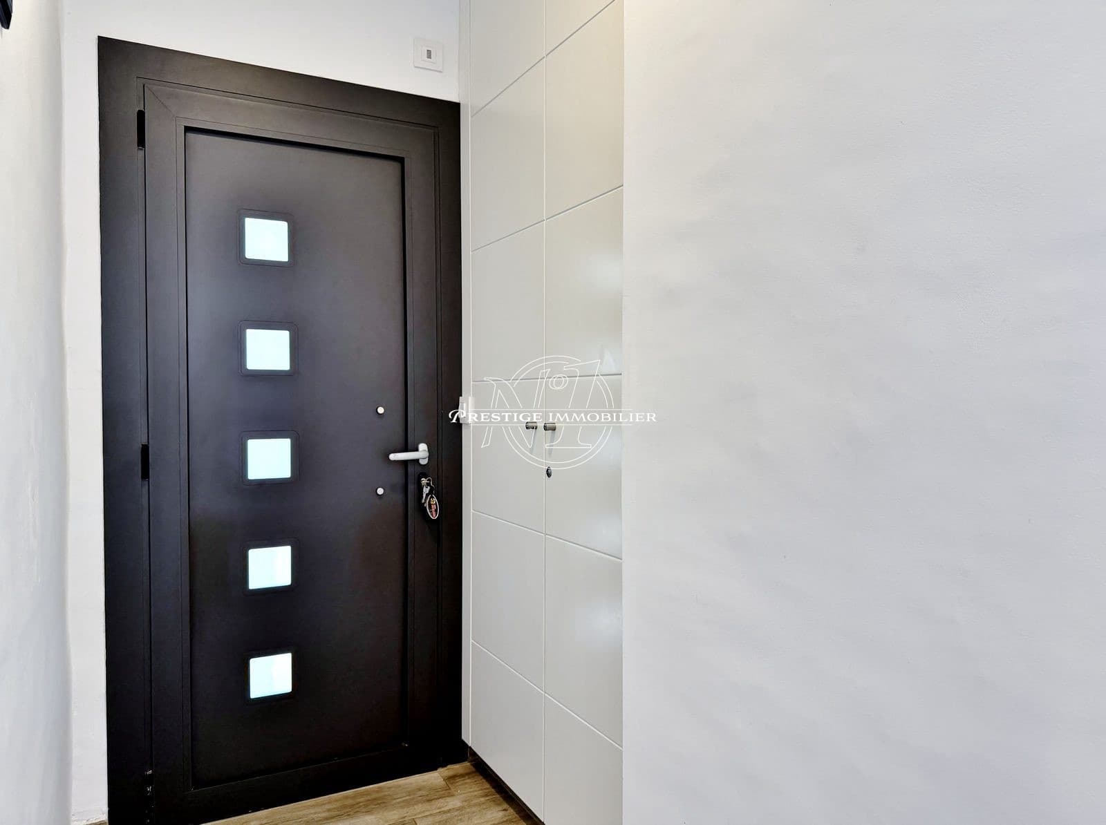 3 slaapkamer Appartement te koop in Roses - € 435.000 (Ref: 10037127)