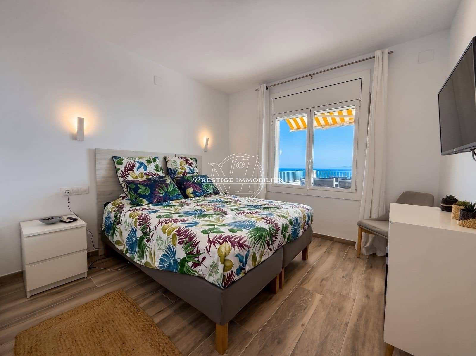 3 slaapkamer Appartement te koop in Roses - € 435.000 (Ref: 10037127)