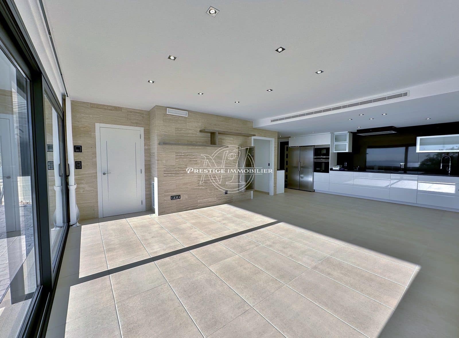 5 slaapkamer Villa te koop in Roses - € 3.290.000 (Ref: 10039972)