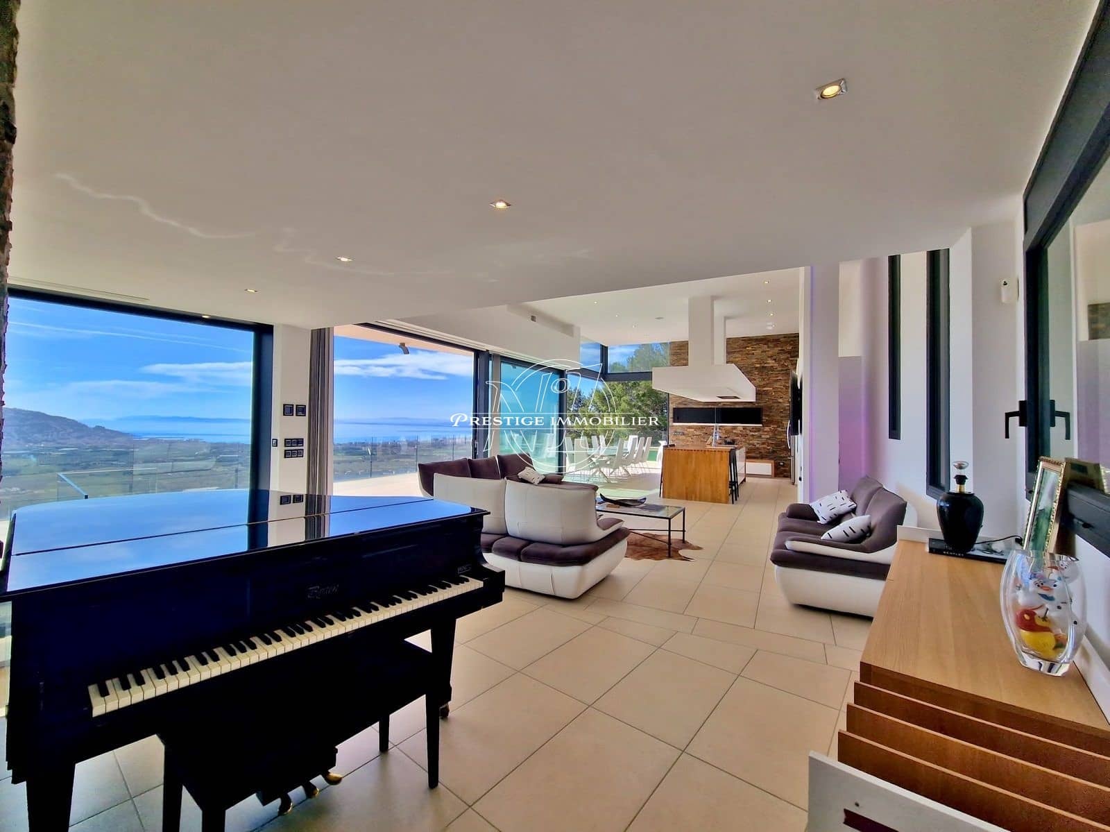 5 slaapkamer Villa te koop in Roses - € 3.290.000 (Ref: 10039972)