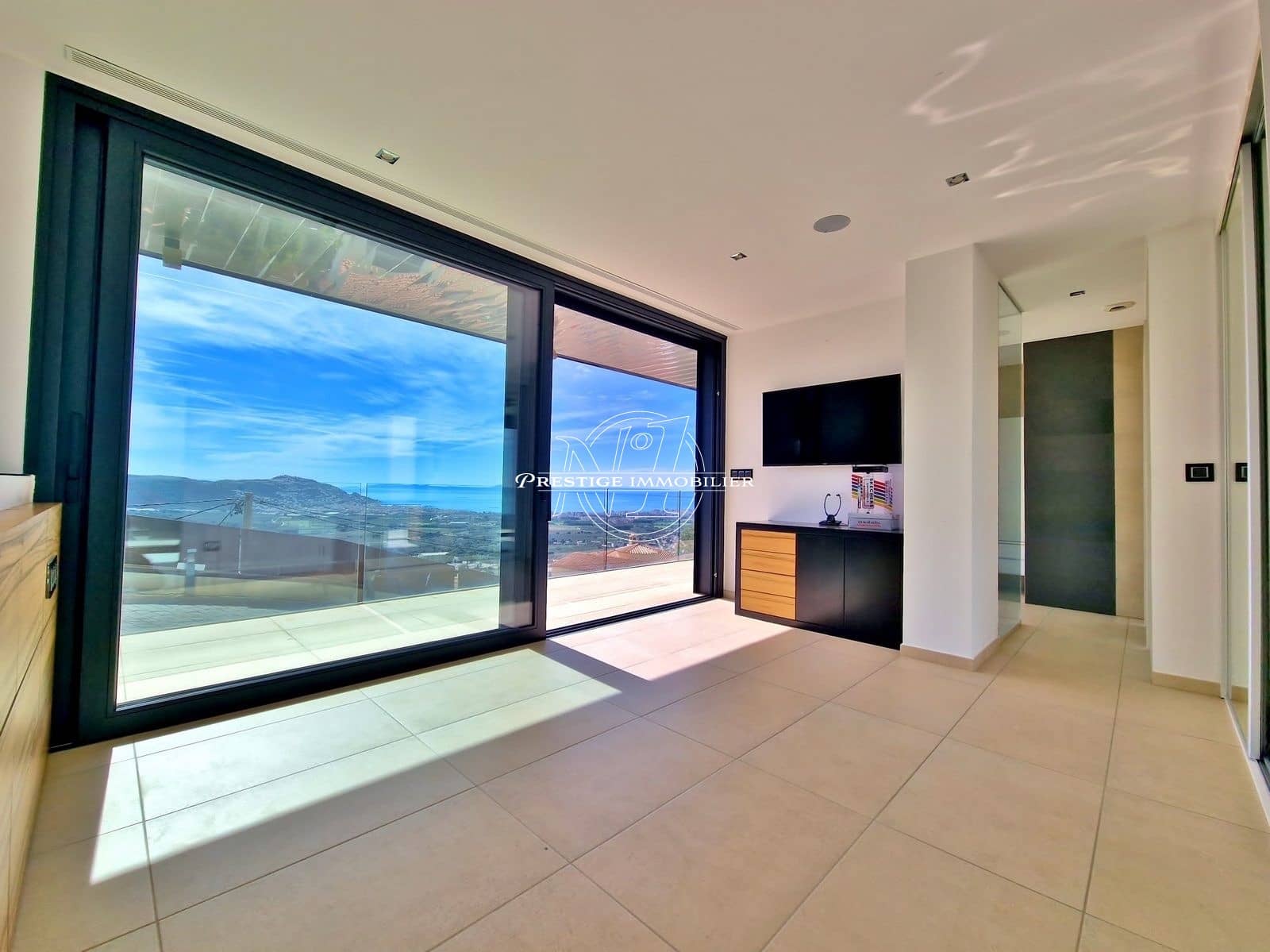 5 slaapkamer Villa te koop in Roses - € 3.290.000 (Ref: 10039972)
