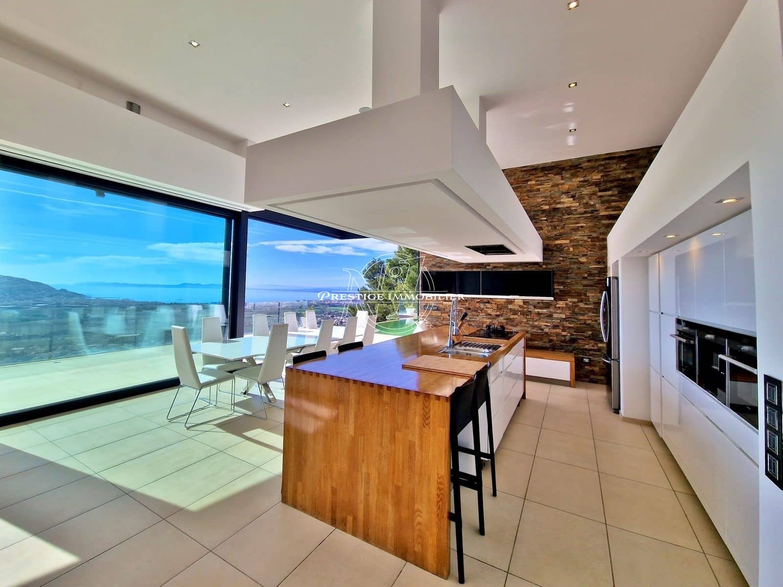 5 slaapkamer Villa te koop in Roses - € 3.290.000 (Ref: 10039972)