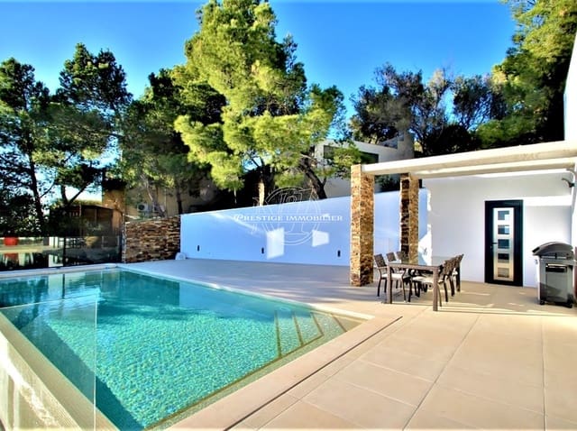 5 slaapkamer Villa te koop in Roses - € 3.290.000 (Ref: 10039972)