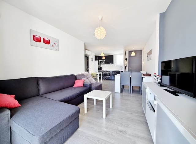 1 bedroom Apartment for sale in Roses with pool - € 159,000 (Ref: 10040741)