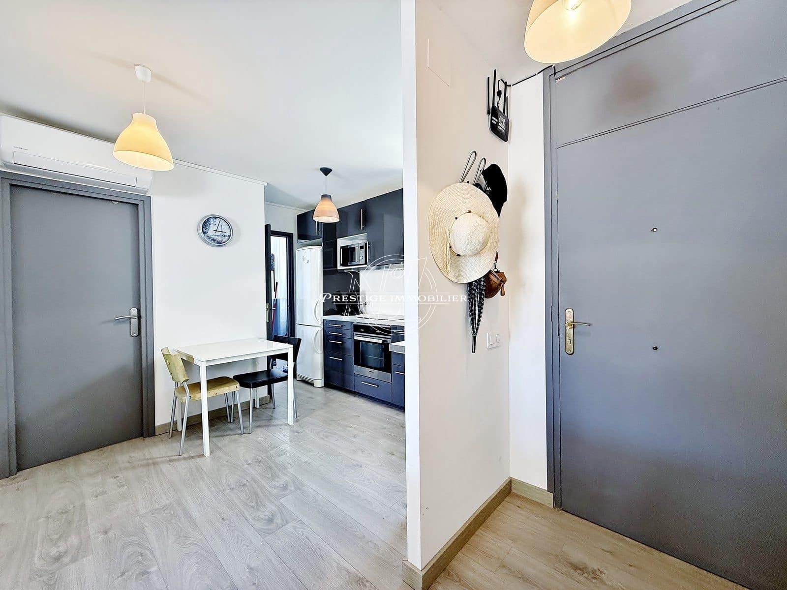 Apartamento de 1 habitación en Roses en venta con piscina - 159.000 € (Ref: 10040741)