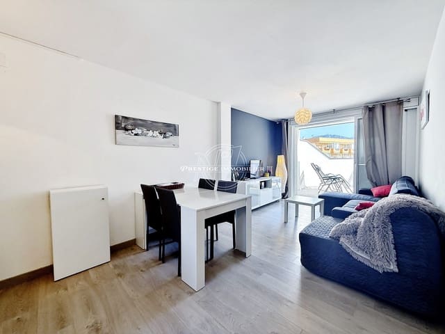 1 bedroom Apartment for sale in Roses with pool - € 159,000 (Ref: 10040741)