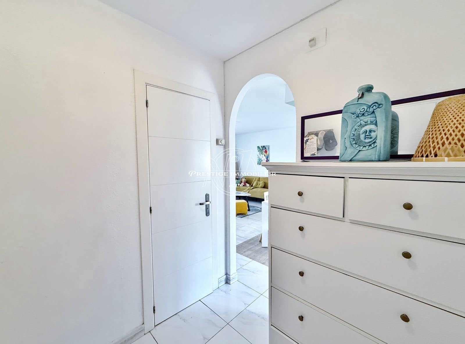 2 bedroom Apartment for sale in Roses - € 329,000 (Ref: 10046203)