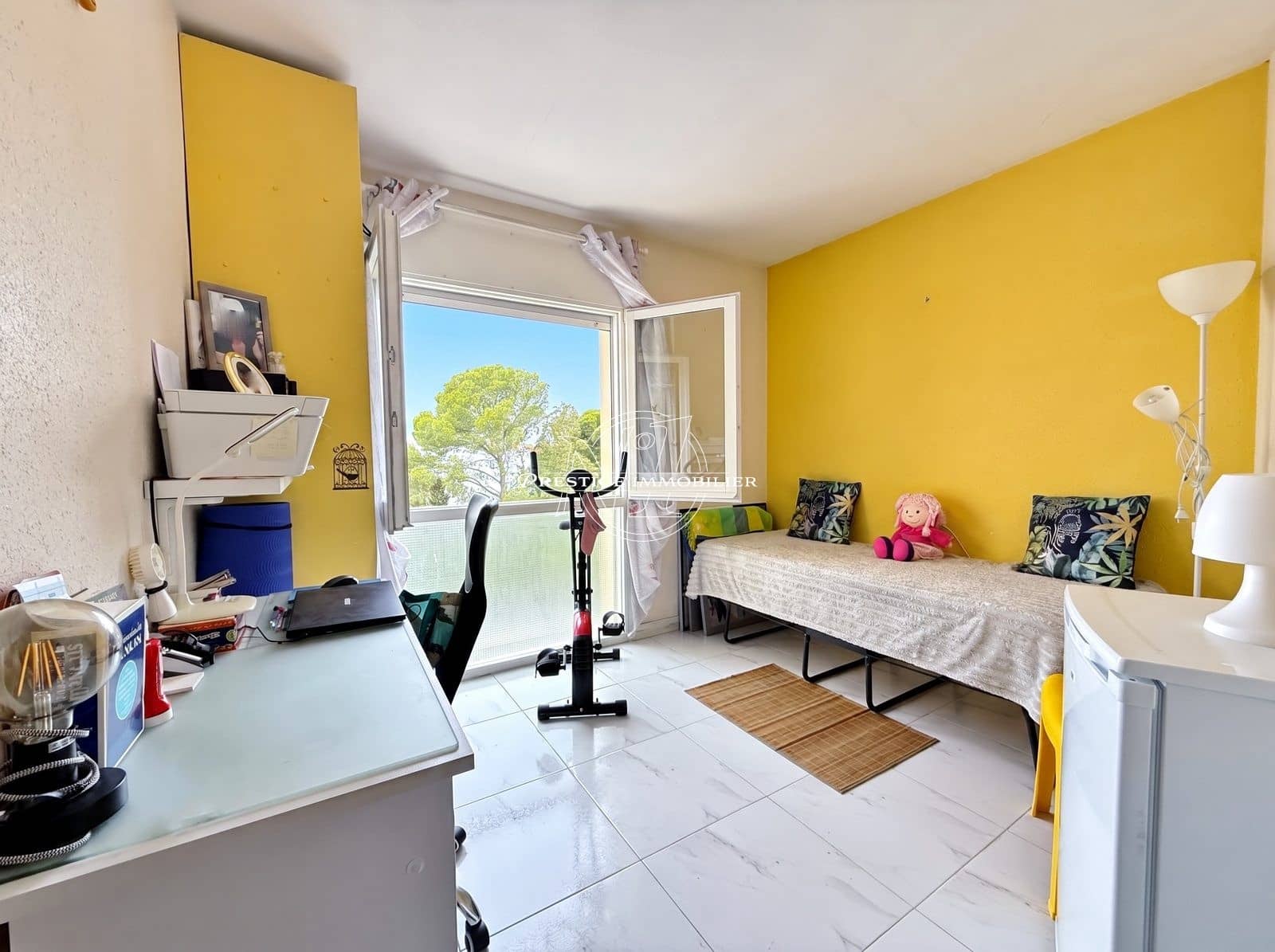 2 bedroom Apartment for sale in Roses - € 329,000 (Ref: 10046203)