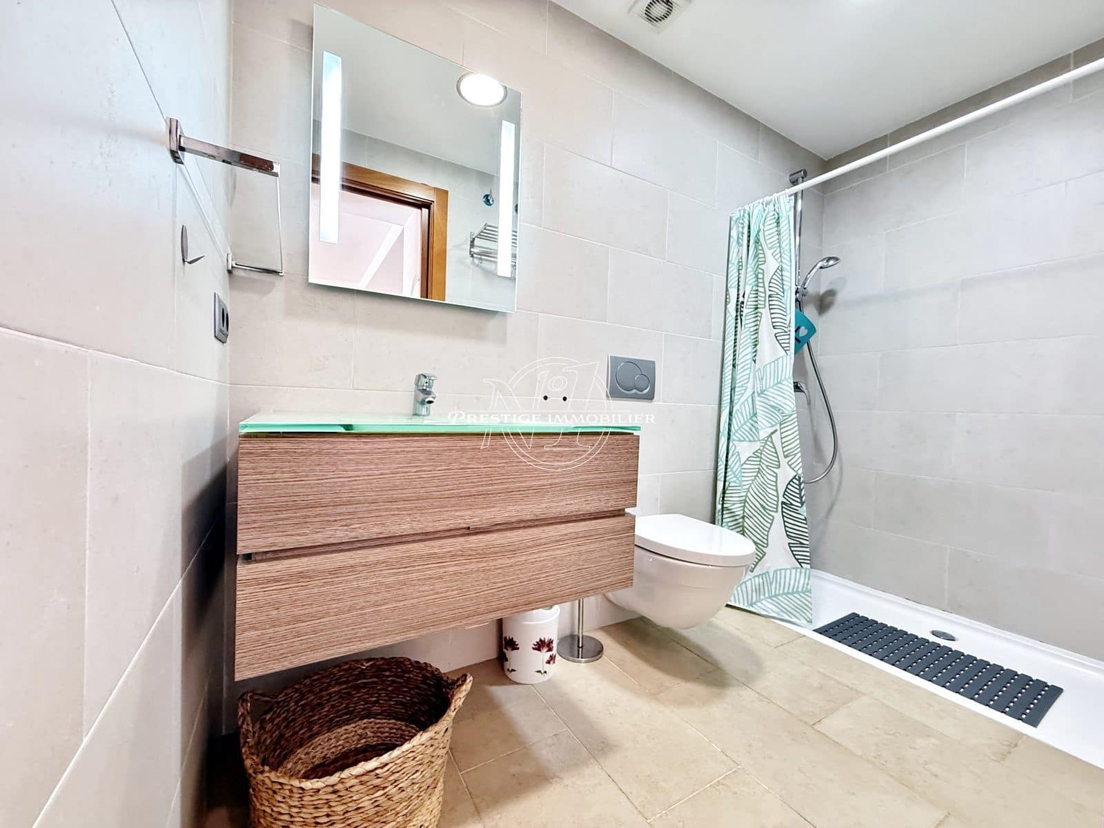 2 bedroom Apartment for sale in Roses with pool - € 279,000 (Ref: 10046204)