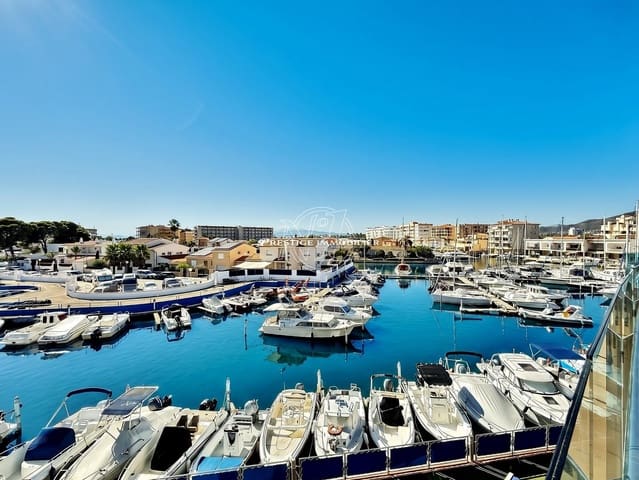 2 bedroom Apartment for sale in Roses with pool - € 279,000 (Ref: 10046204)