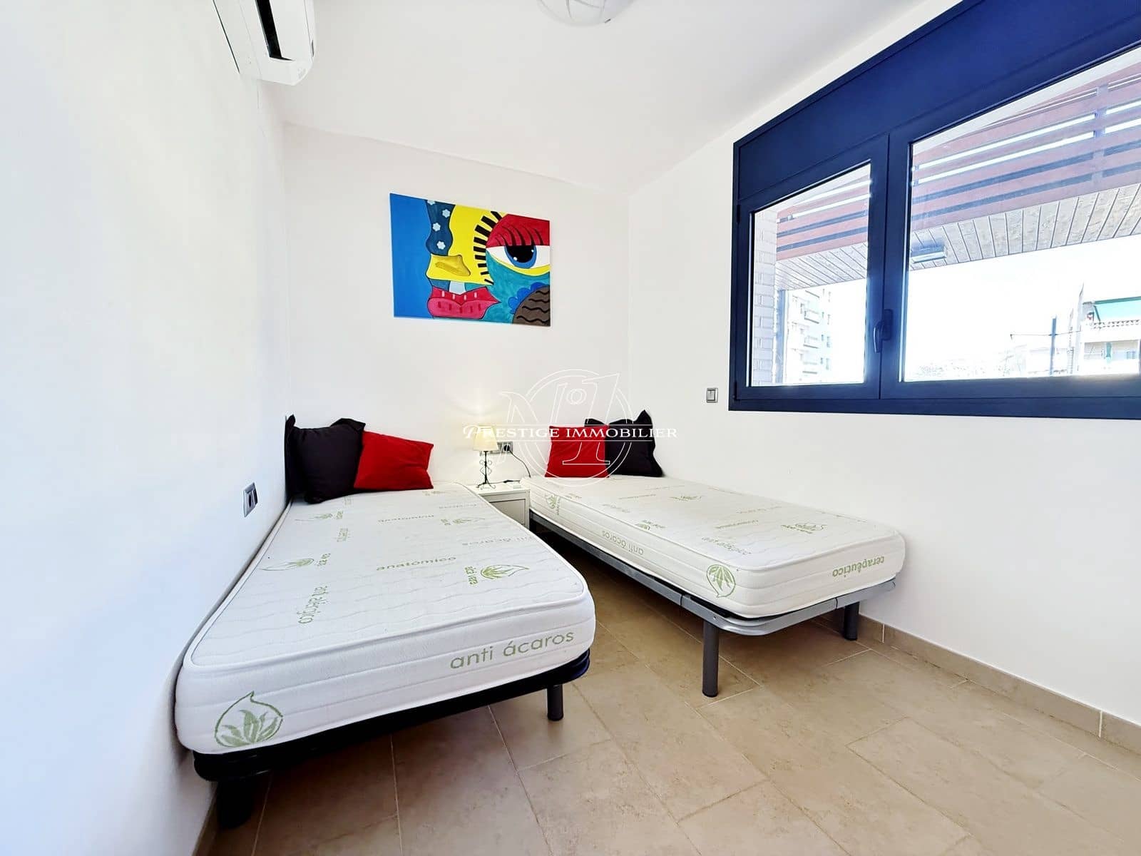 2 bedroom Apartment for sale in Roses with pool - € 279,000 (Ref: 10046204)