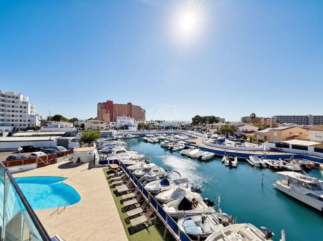 2 bedroom Apartment for sale in Roses with pool - € 279,000 (Ref: 10046204)