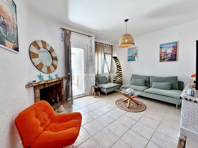 2 slaapkamer Villa te koop in Roses met zwembad - € 449.000 (Ref: 10046205)