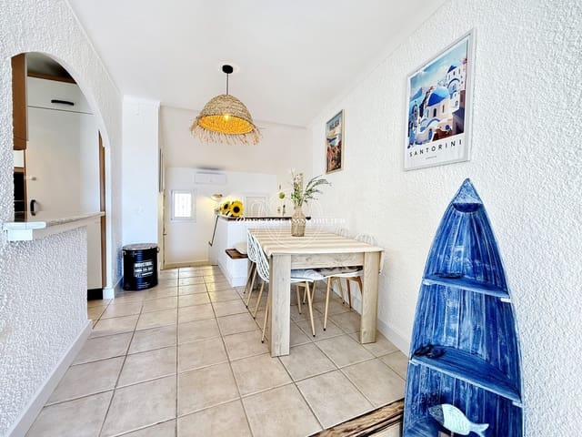 2 slaapkamer Villa te koop in Roses met zwembad - € 449.000 (Ref: 10046205)