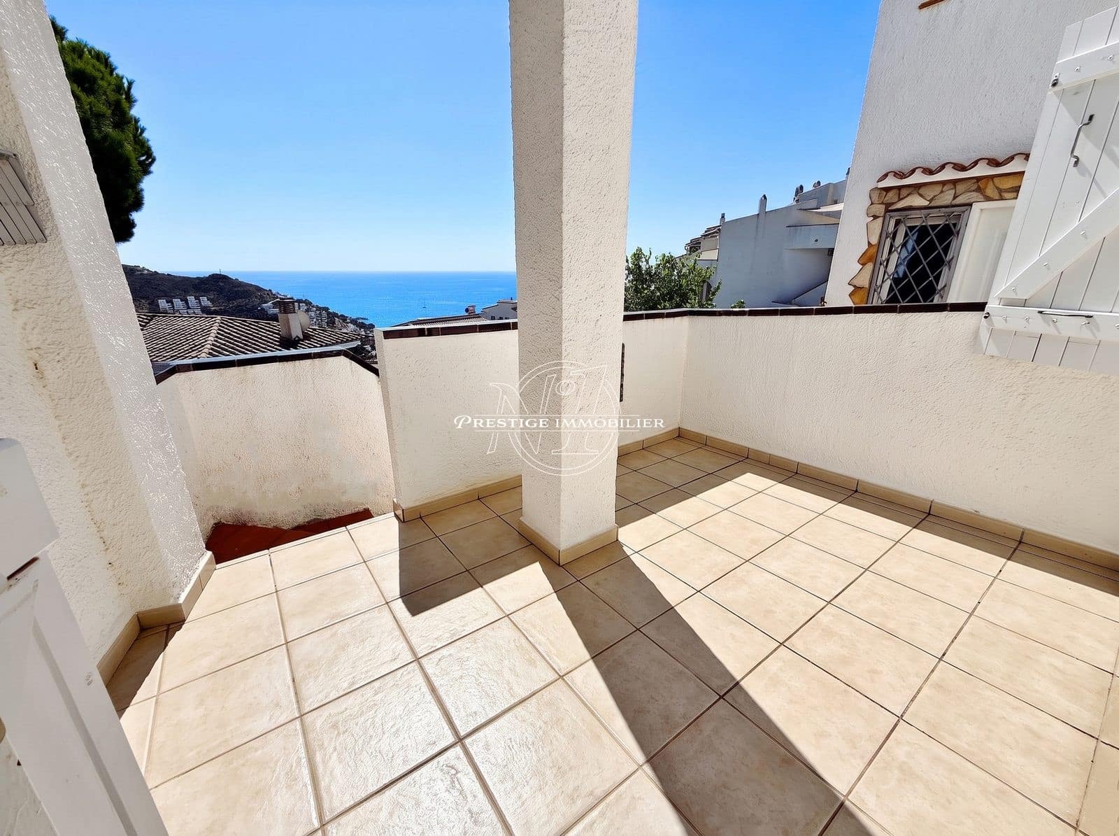 2 slaapkamer Villa te koop in Roses met zwembad - € 449.000 (Ref: 10046205)