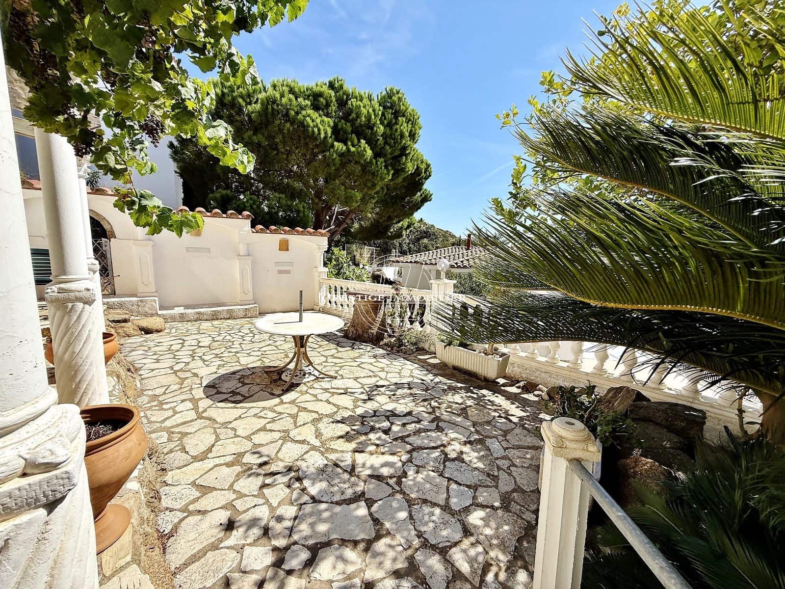 2 slaapkamer Villa te koop in Roses met zwembad - € 449.000 (Ref: 10046205)