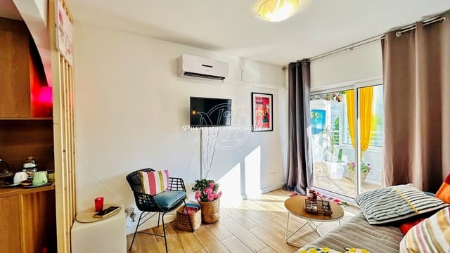 1 bedroom Apartment for sale in Roses with pool - € 166,000 (Ref: 10047028)