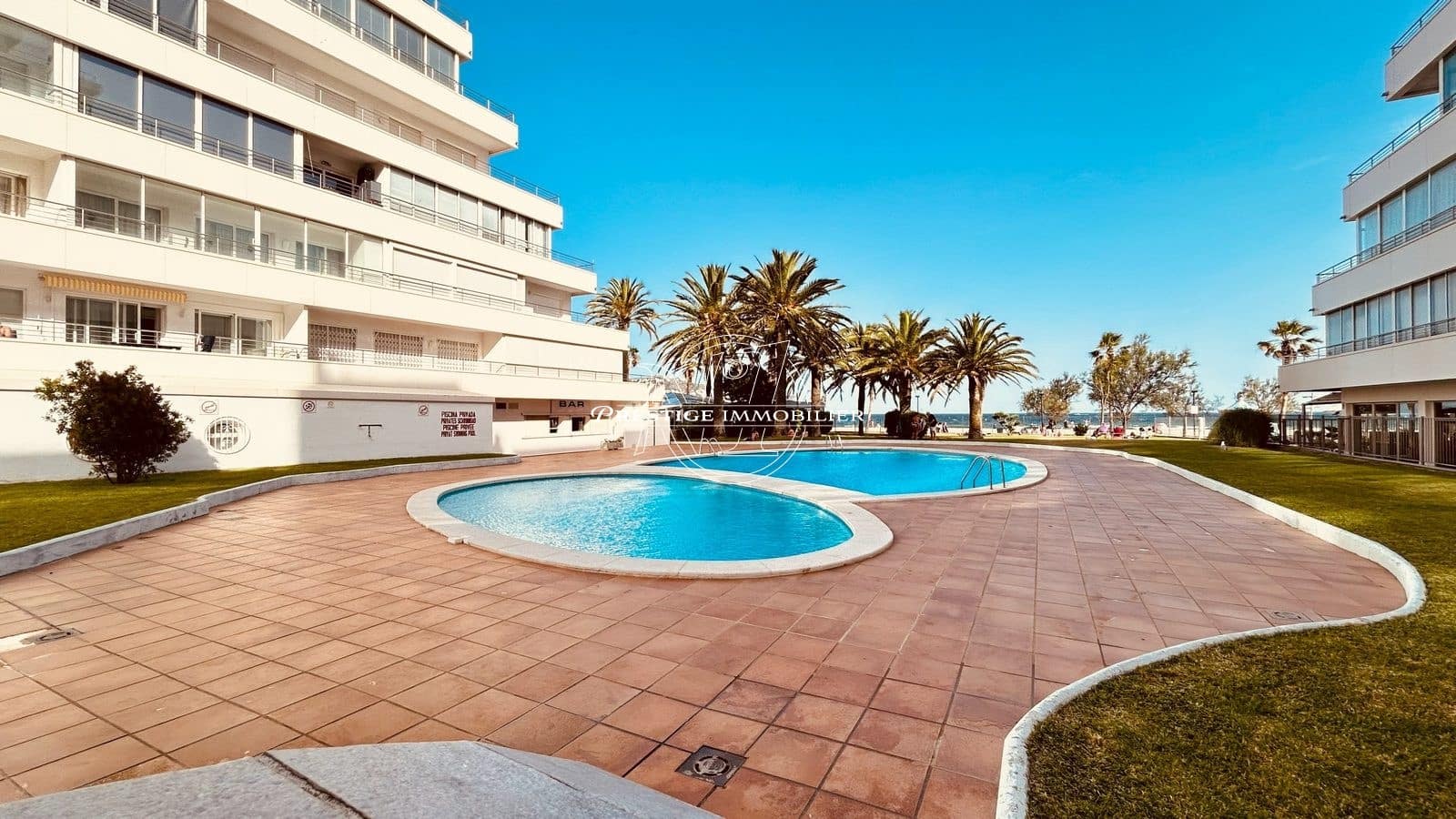 1 bedroom Apartment for sale in Roses with pool - € 166,000 (Ref: 10047028)