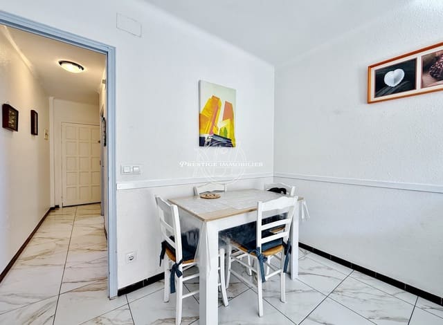 2 sovrum Lägenhet till salu i Roses - 249 000 € (Ref: 10049279)