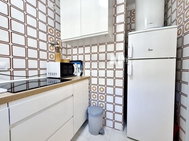 2 sovrum Lägenhet till salu i Roses - 249 000 € (Ref: 10049279)